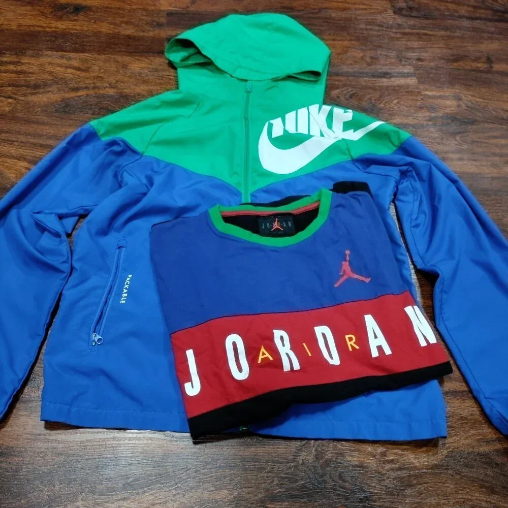 Nike Windbreaker Jacket and Tee Shirt Activewear Set Blue/Green/Black Boys Large